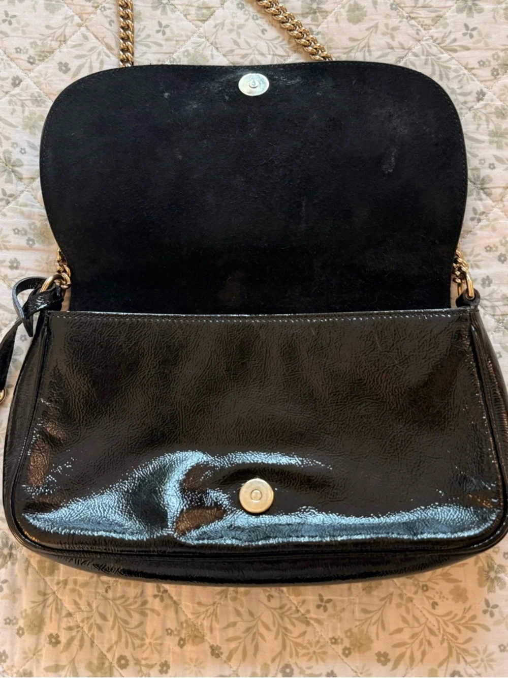 Vintage Gucci Black Patent Leather Soho Bag - Picture 7 of 9